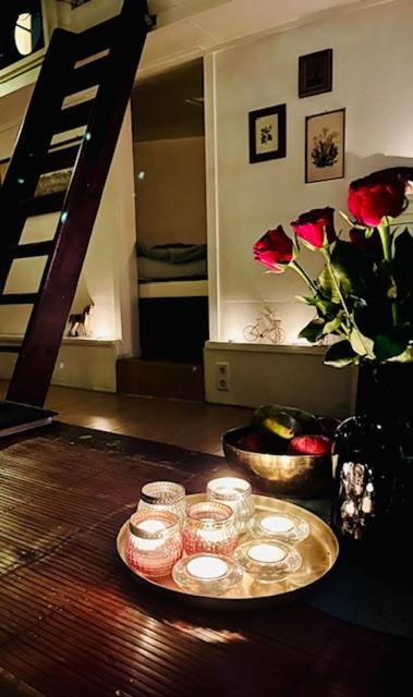 Romantic Houseboat Άμστερνταμ Εξωτερικό φωτογραφία